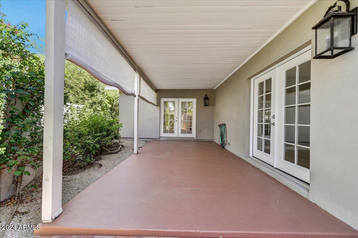 3132 E Highland Avenue