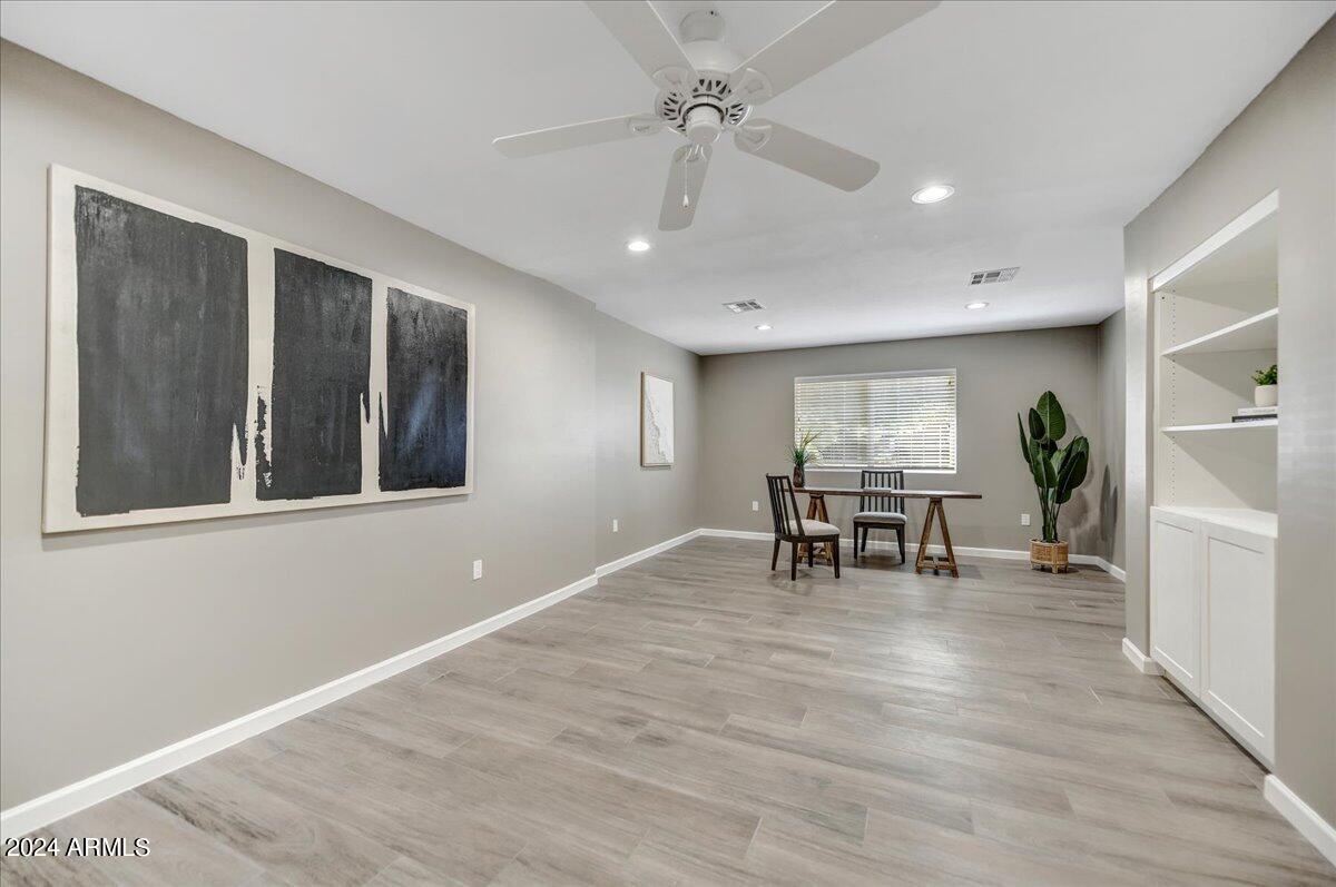 3132 E Highland Avenue