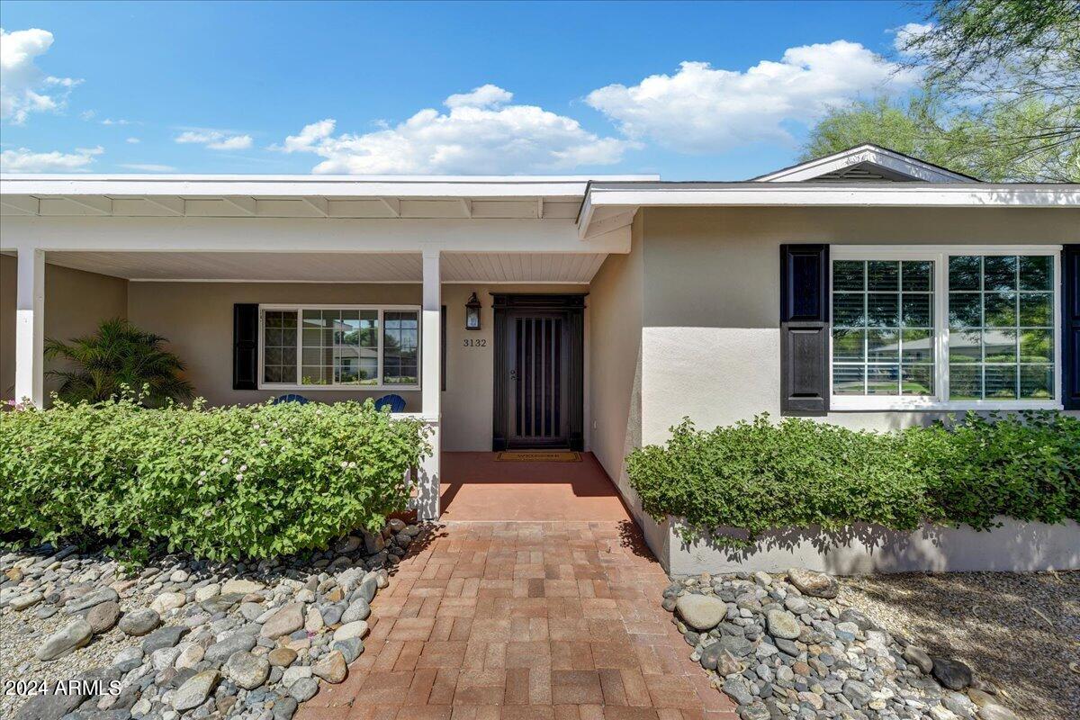 3132 E Highland Avenue