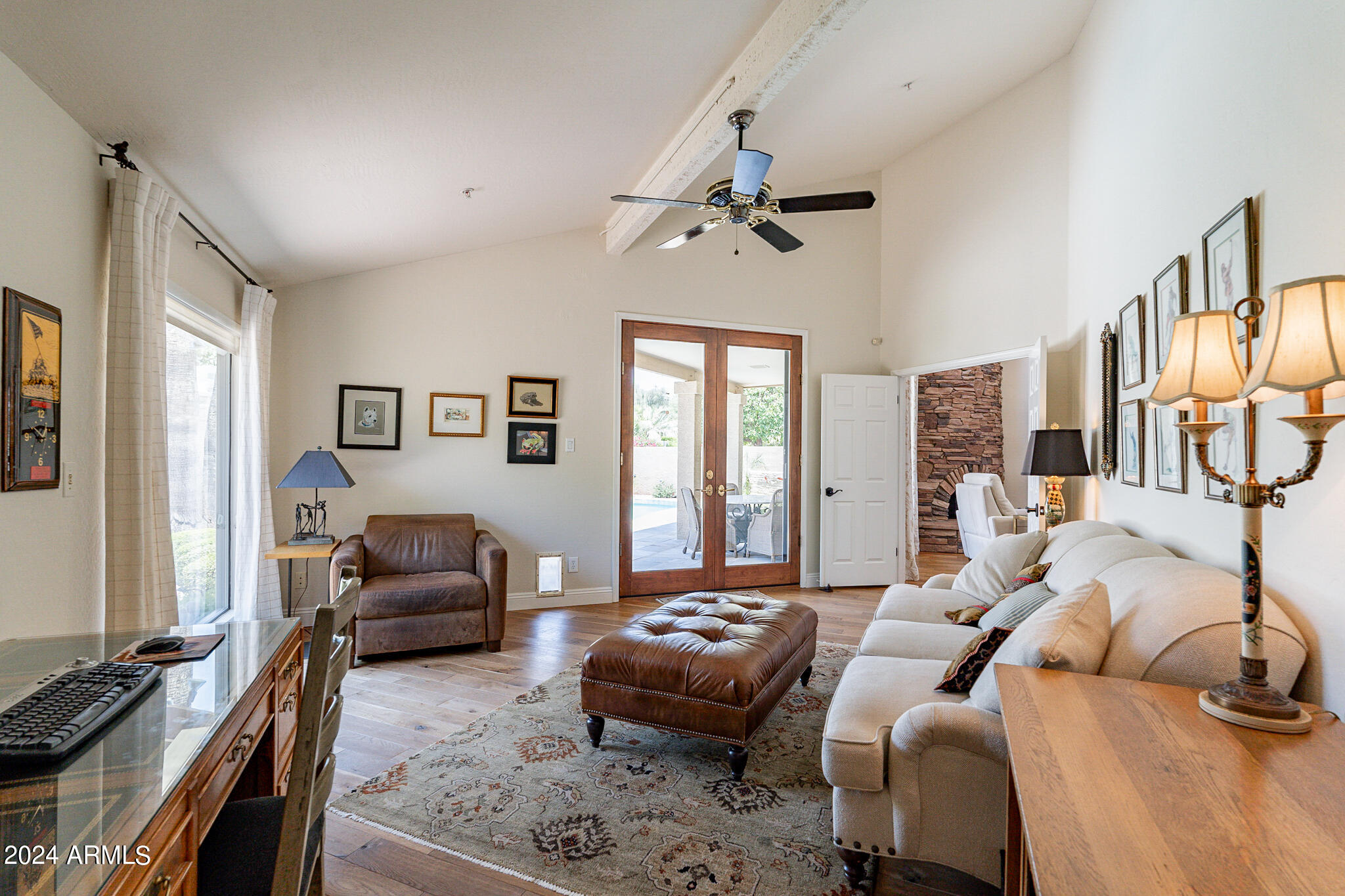 7516 E MERCER Lane