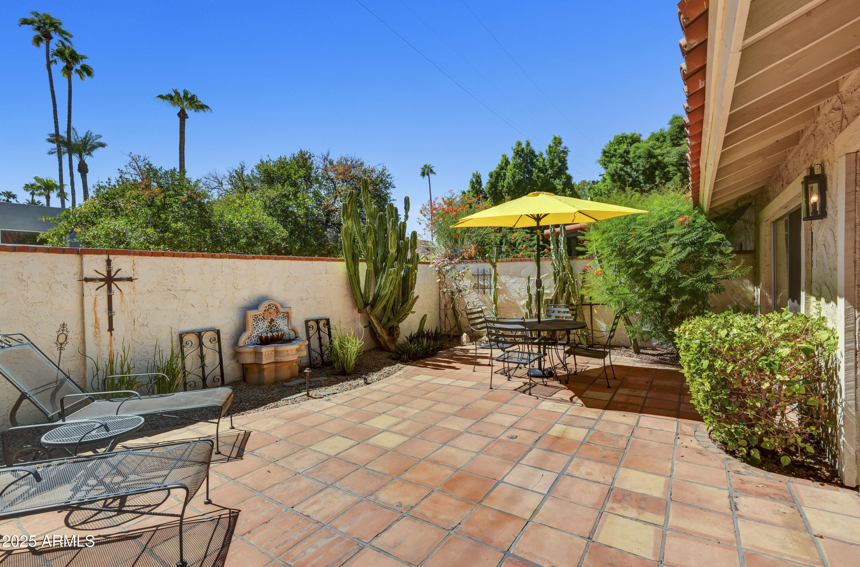 5738 N SCOTTSDALE Road