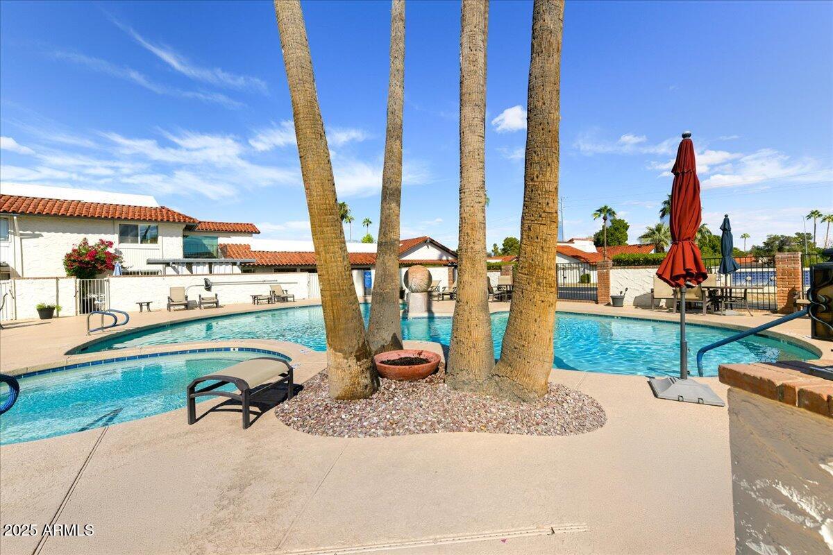 5738 N SCOTTSDALE Road