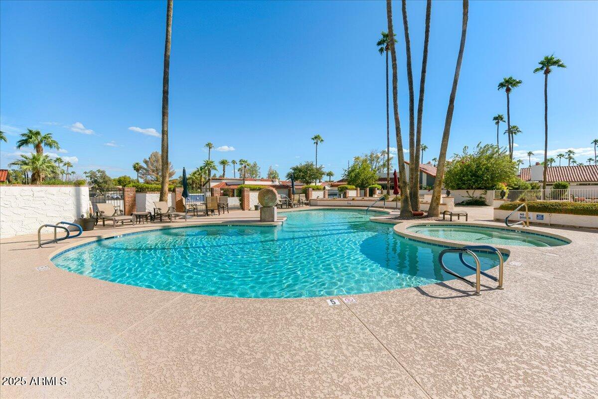 5738 N SCOTTSDALE Road