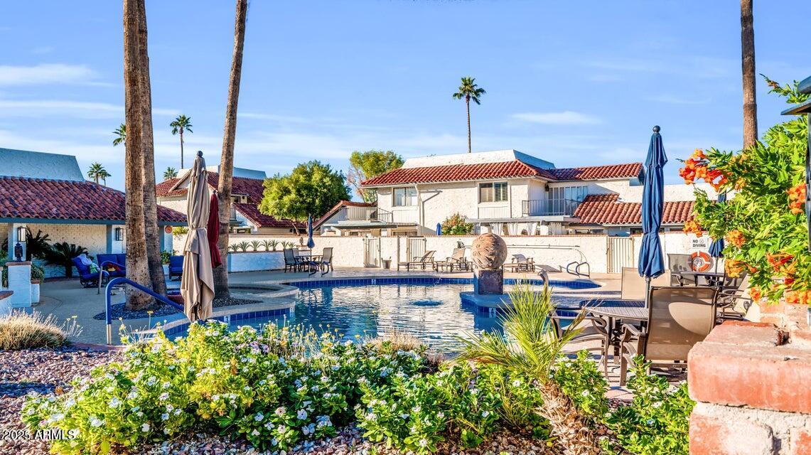 5738 N SCOTTSDALE Road