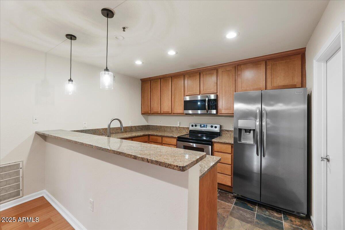 4704 E PARADISE VILLAGE Parkway, 139