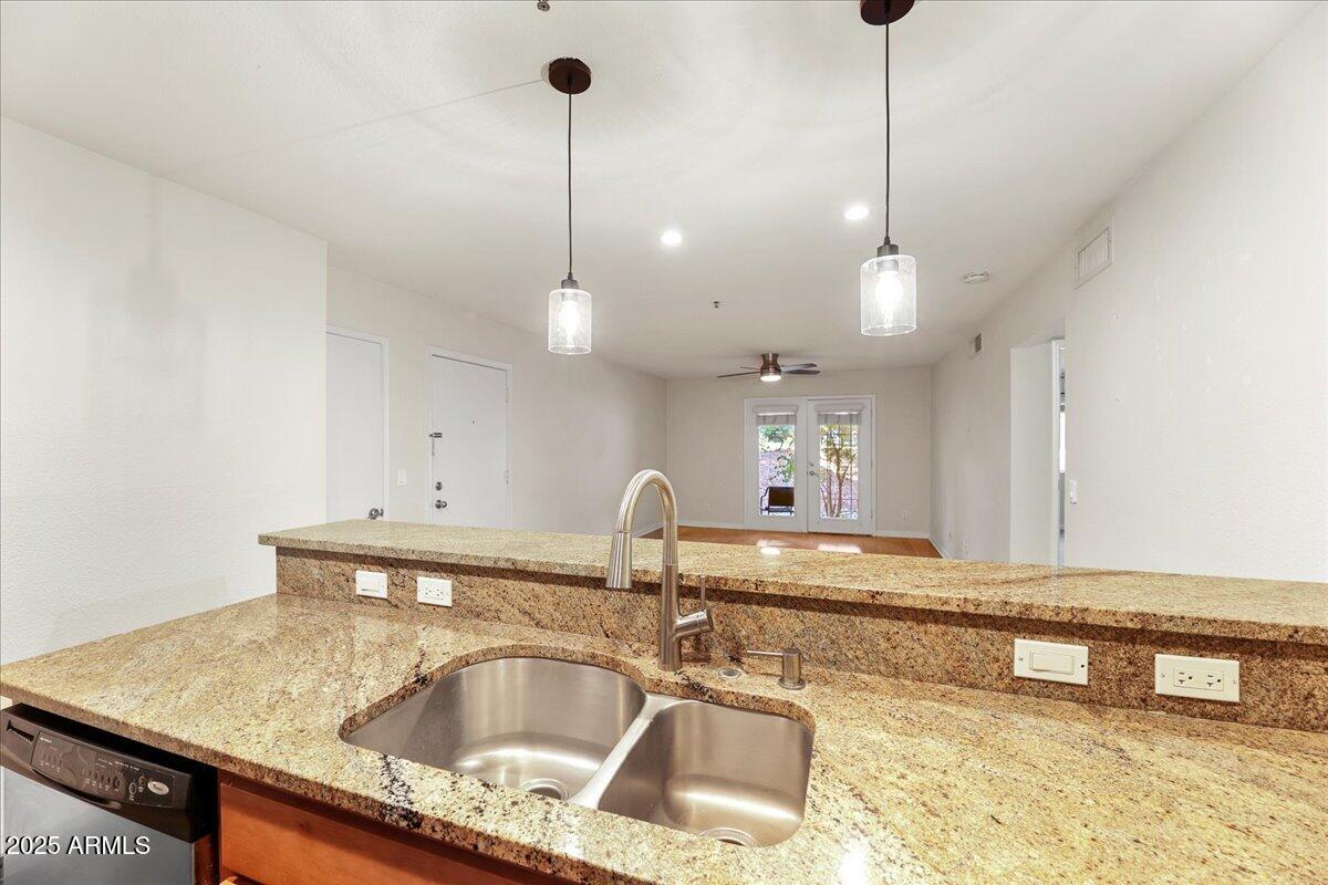 4704 E PARADISE VILLAGE Parkway, 139
