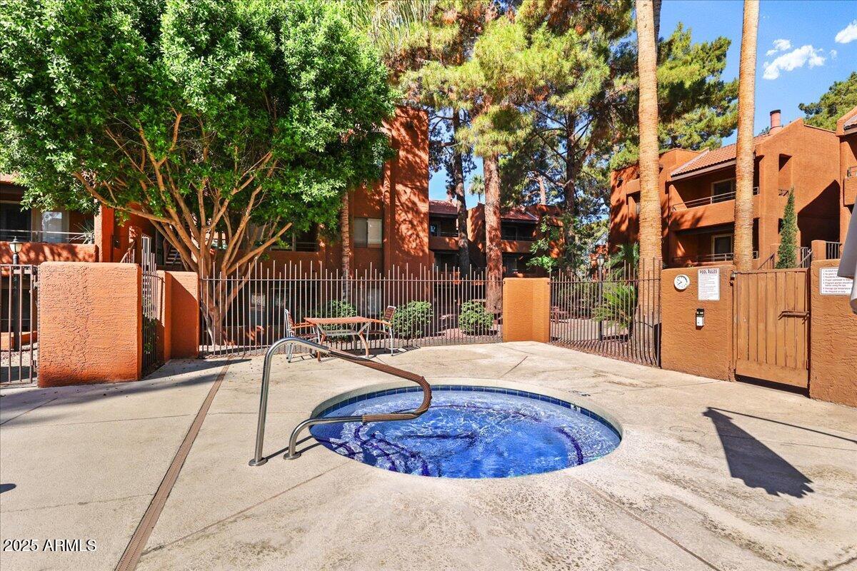 4704 E PARADISE VILLAGE Parkway, 139
