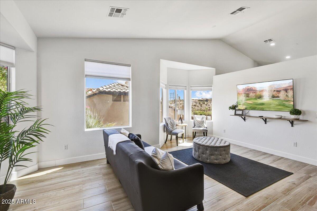 12224 N DESERT SAGE Drive