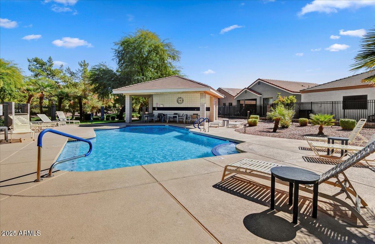 3247 E MALDONADO Drive, Phoenix