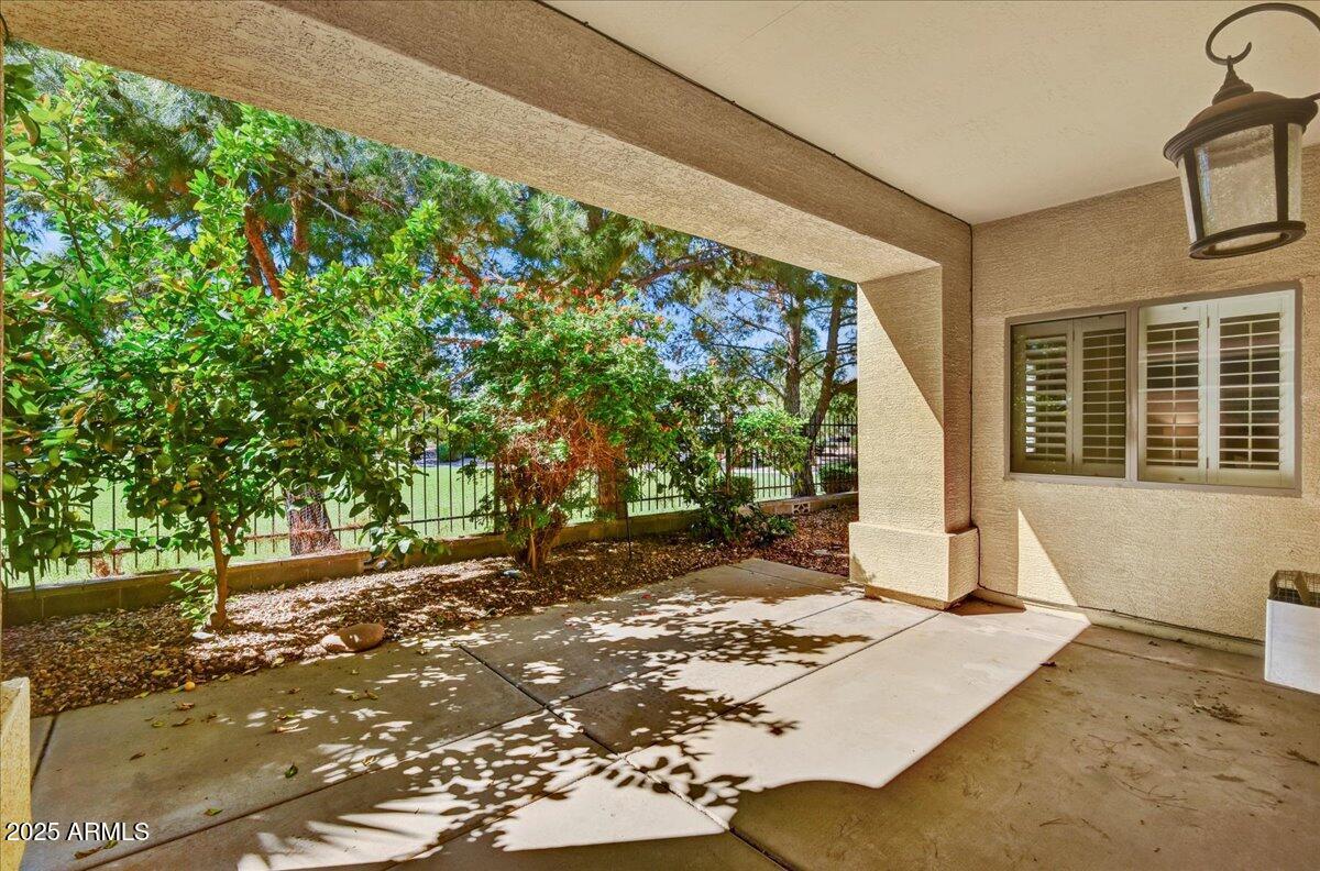 3247 E MALDONADO Drive, Phoenix