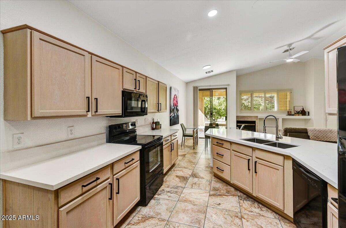 3247 E MALDONADO Drive, Phoenix