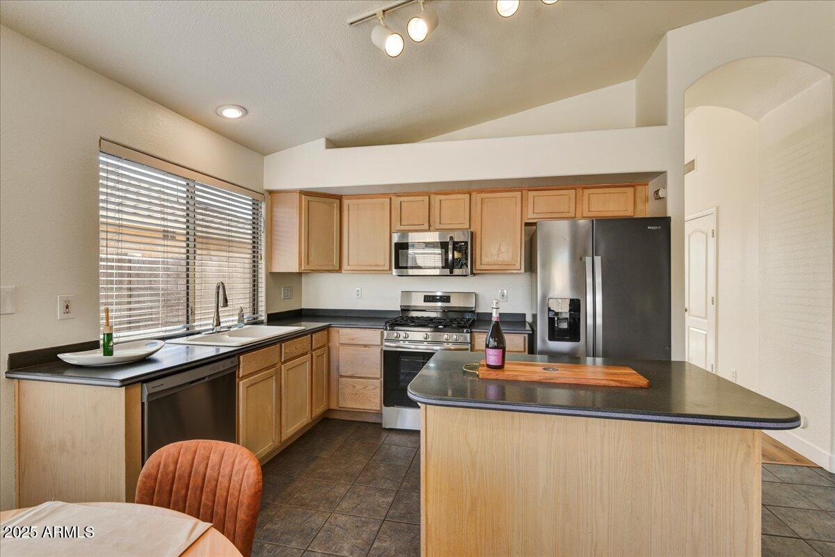 16762 W Fillmore Street