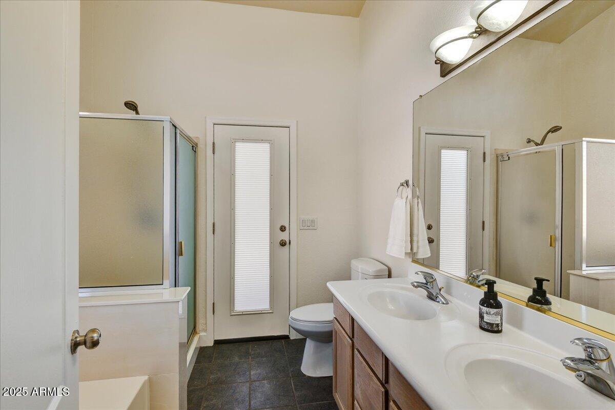 16762 W Fillmore Street