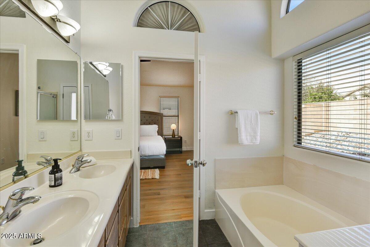 16762 W Fillmore Street