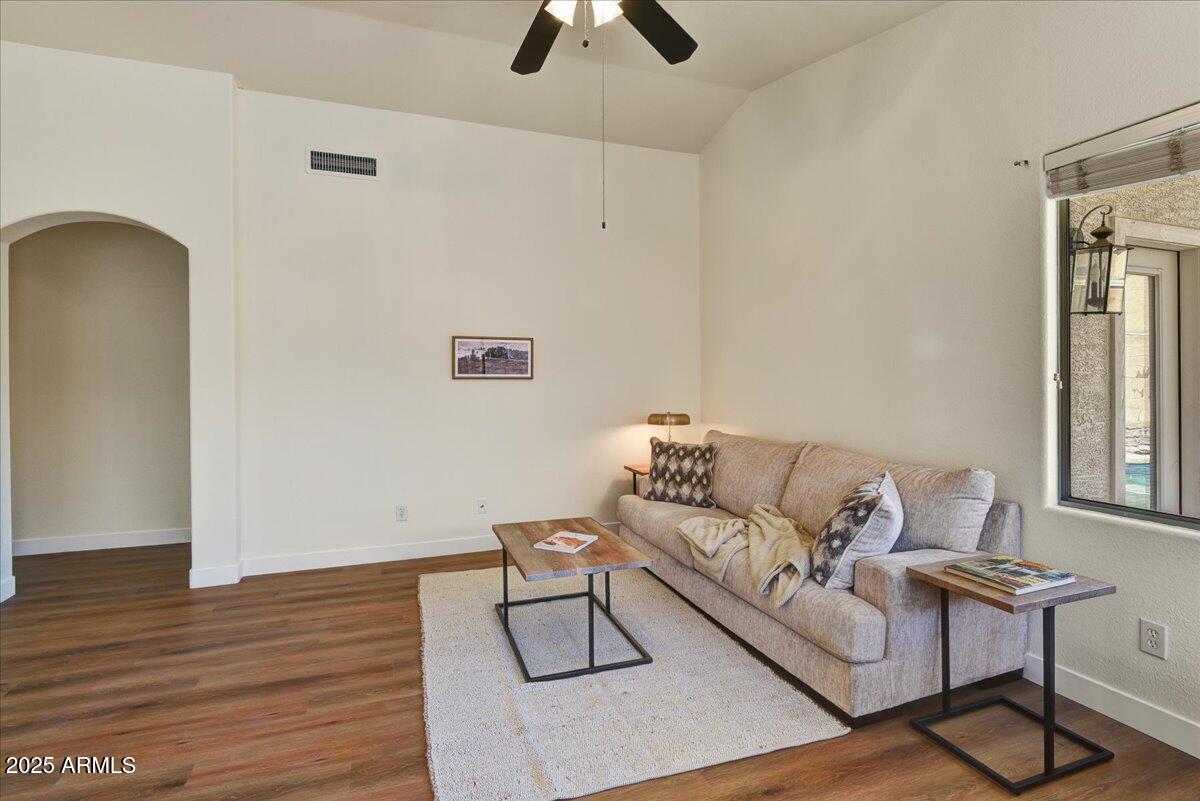 16762 W Fillmore Street