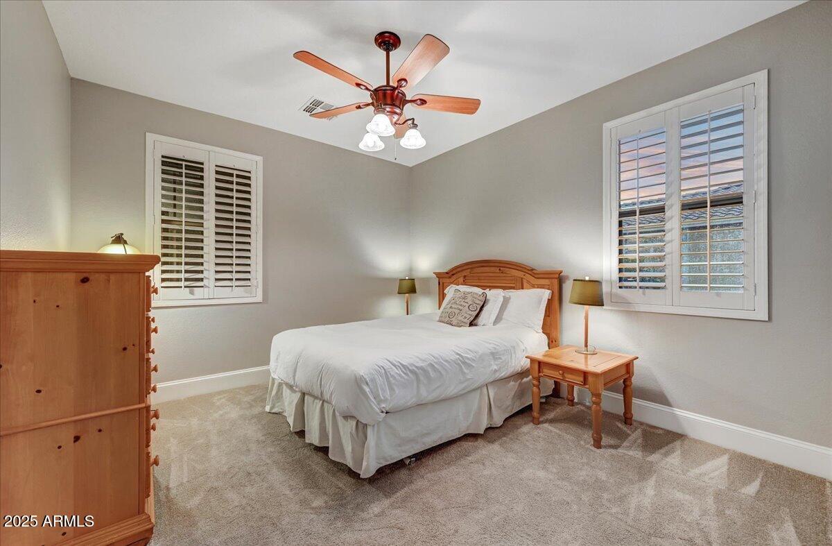 8828 E SUNRIDGE Drive