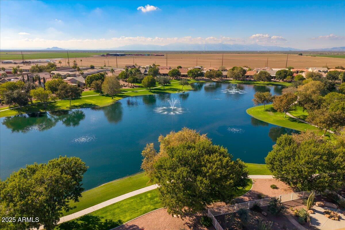 8828 E SUNRIDGE Drive