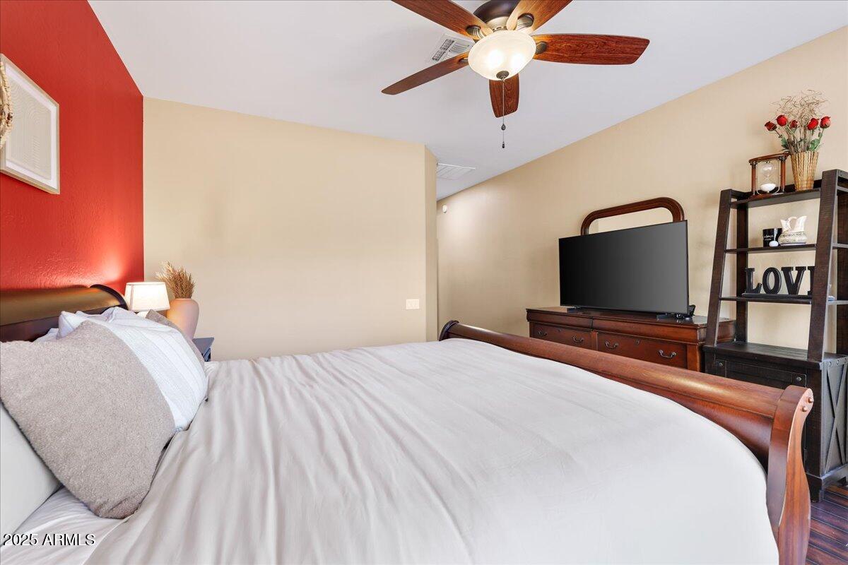 22230 N ARRELLAGA Drive