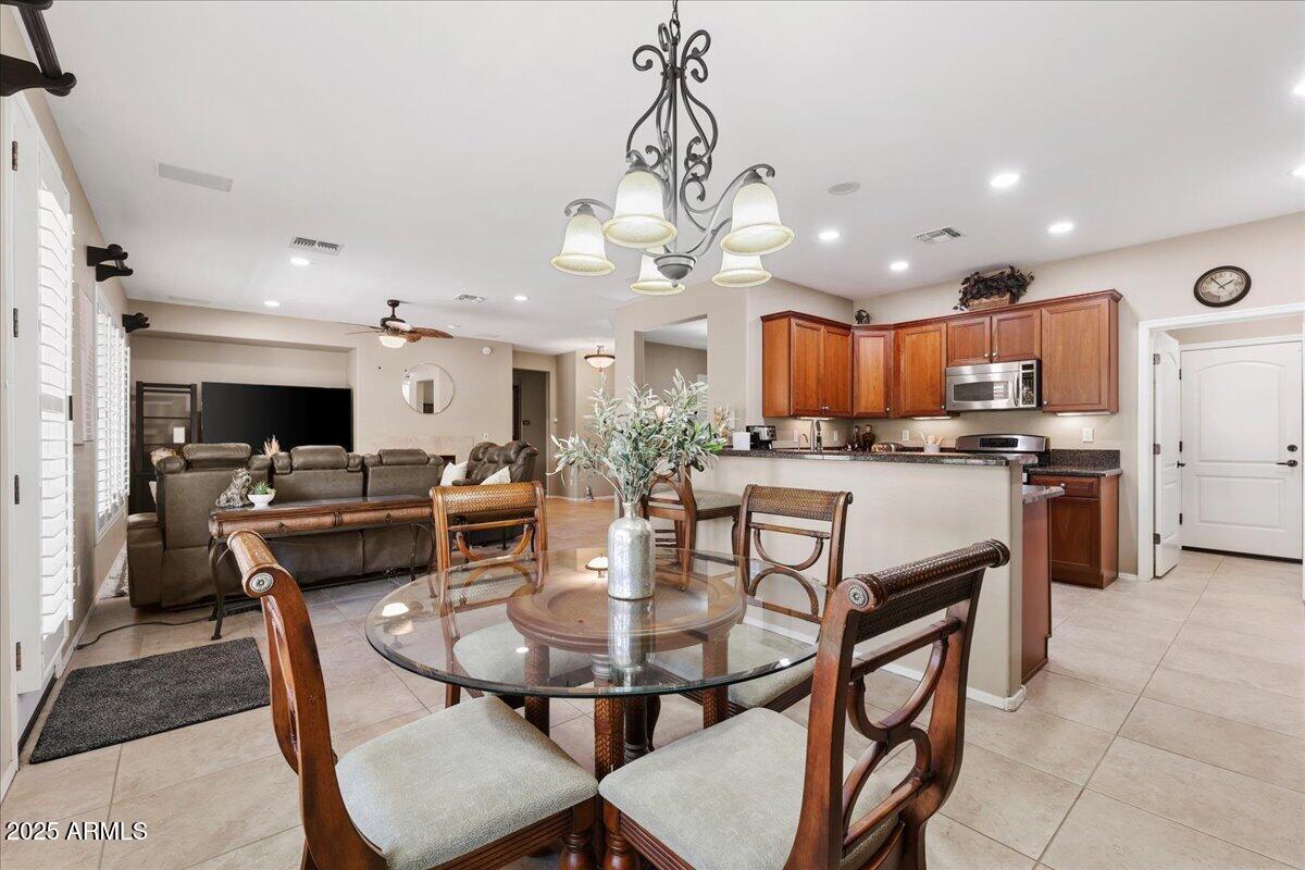 22230 N ARRELLAGA Drive