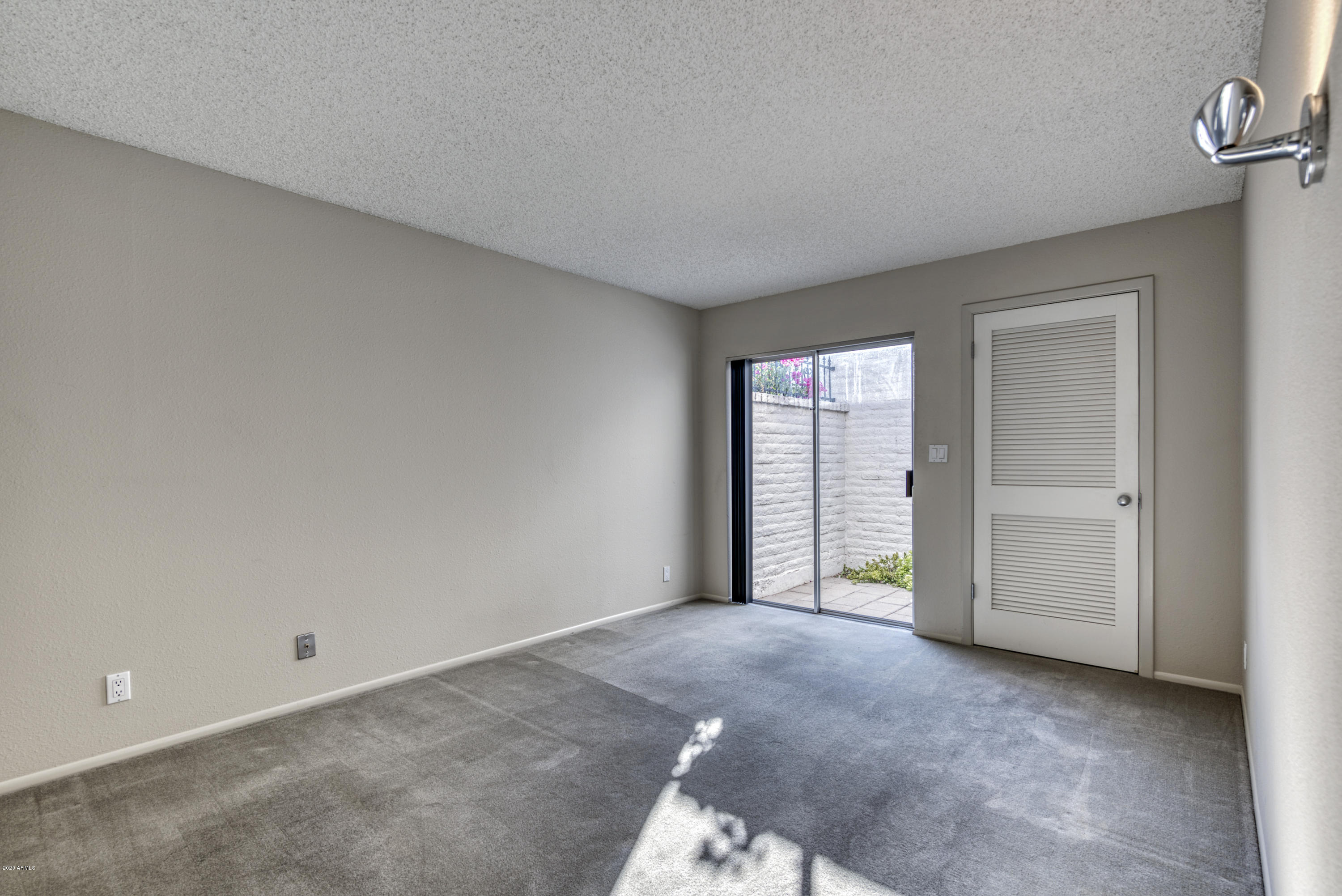 7145 E MCDONALD Drive