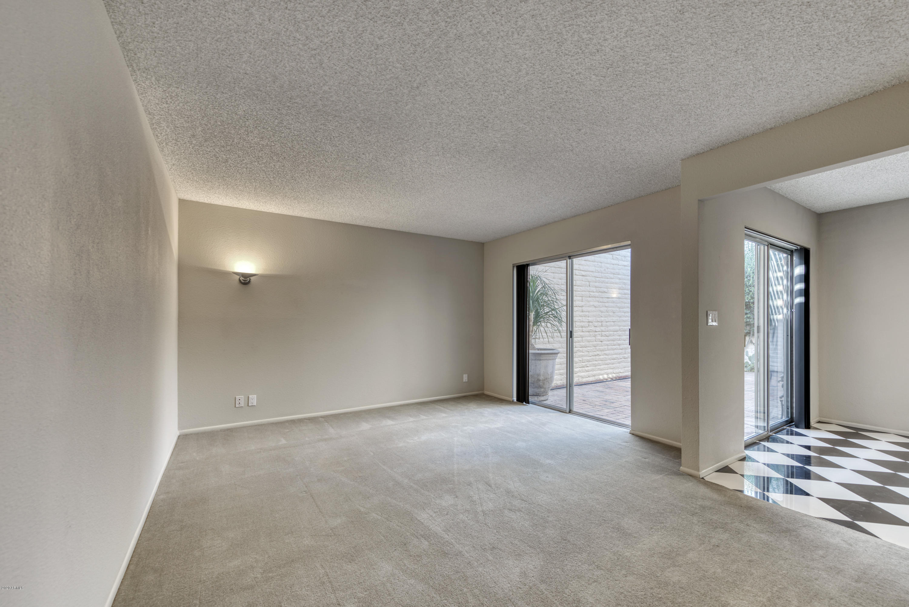 7145 E MCDONALD Drive