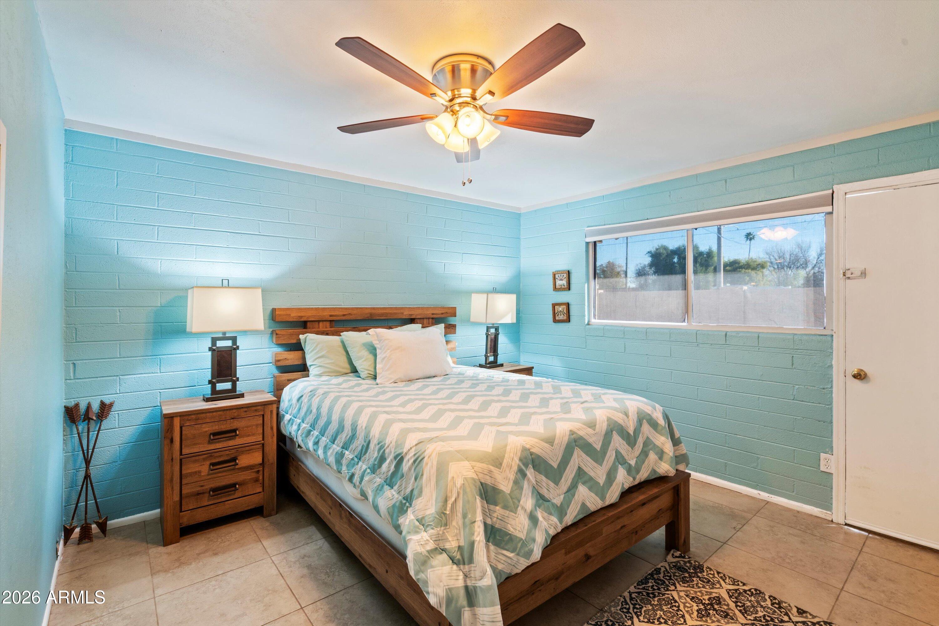 1908 W Berridge Lane 13