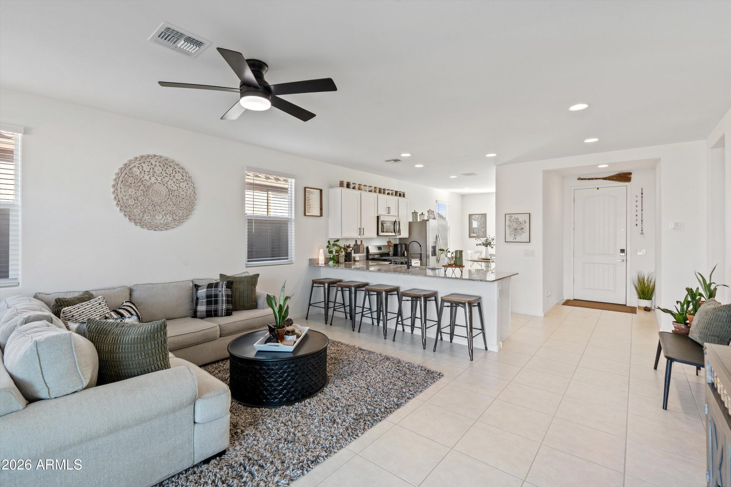 3074 E RIDING BOOT Way