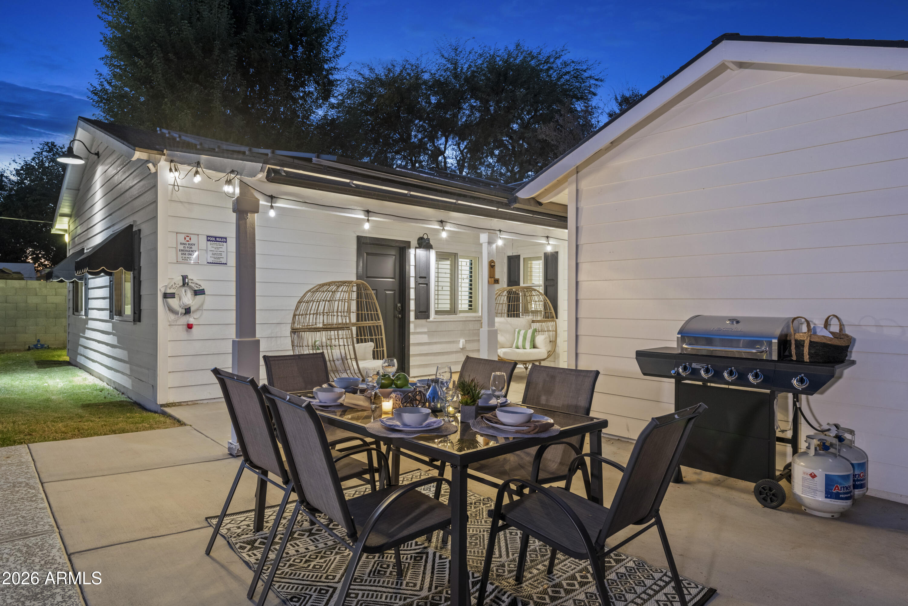 739 E BELMONT Avenue