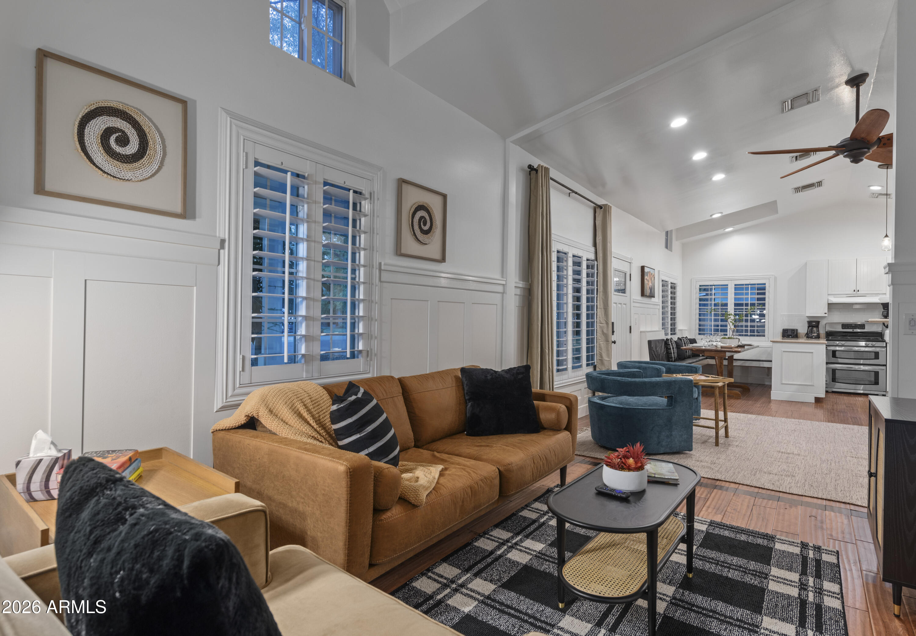 739 E BELMONT Avenue