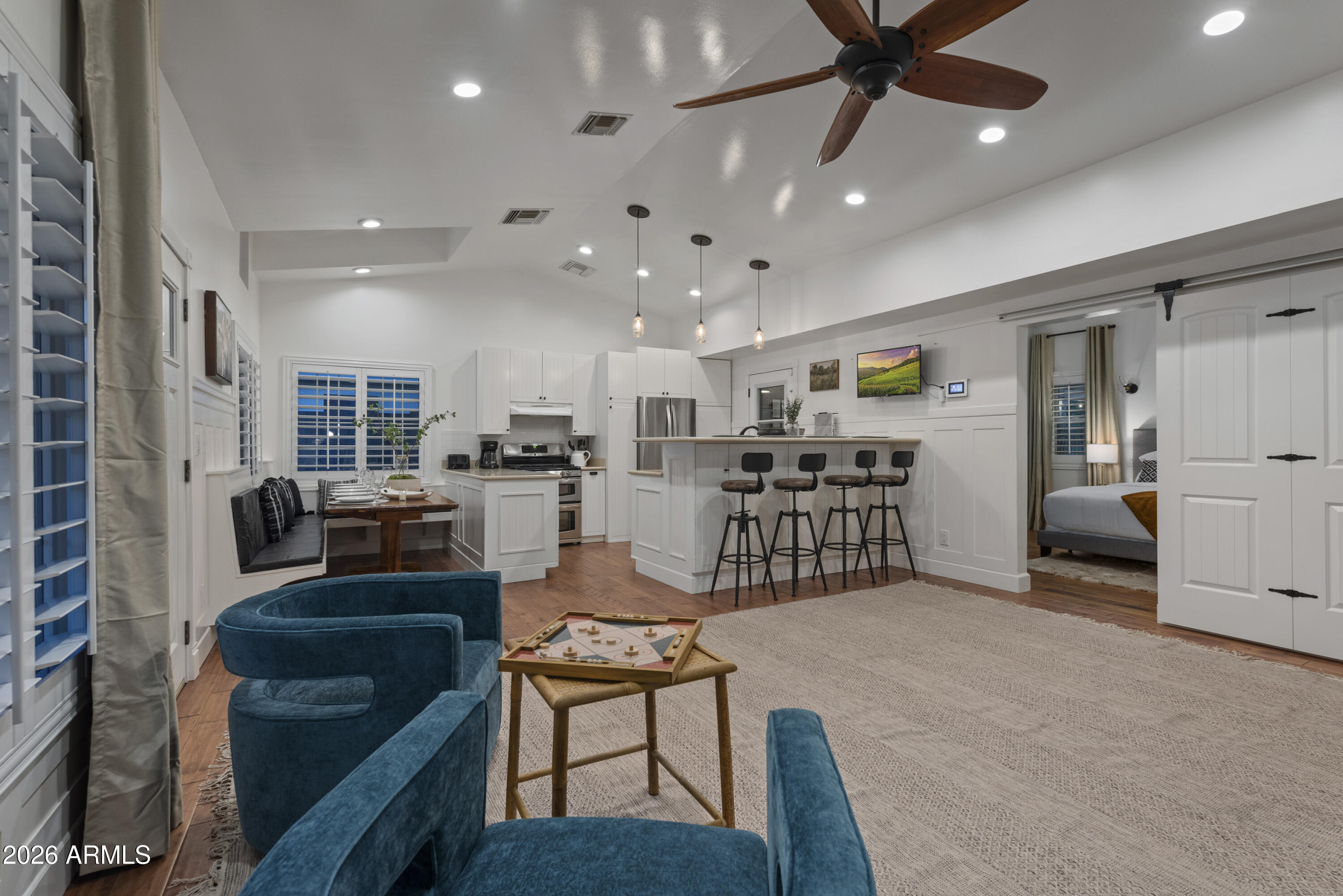 739 E BELMONT Avenue