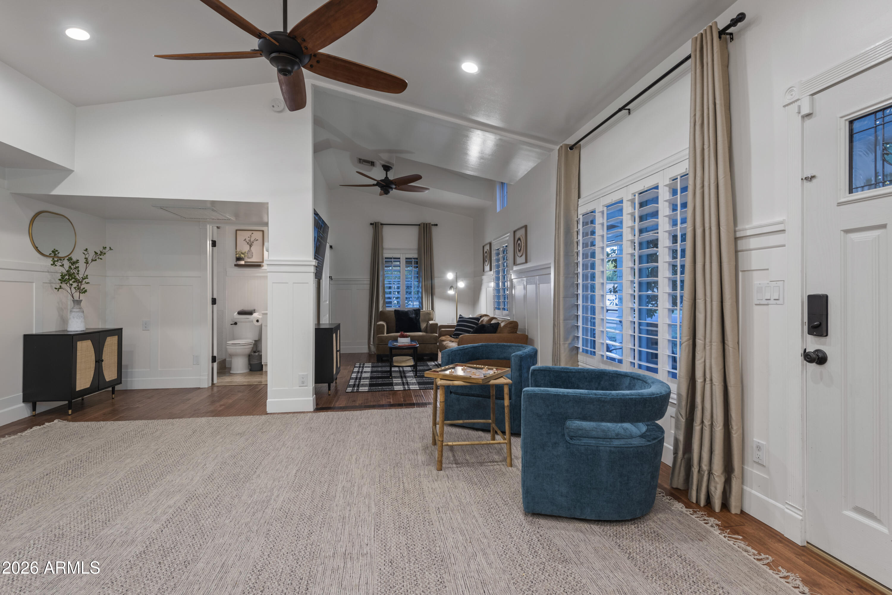 739 E BELMONT Avenue