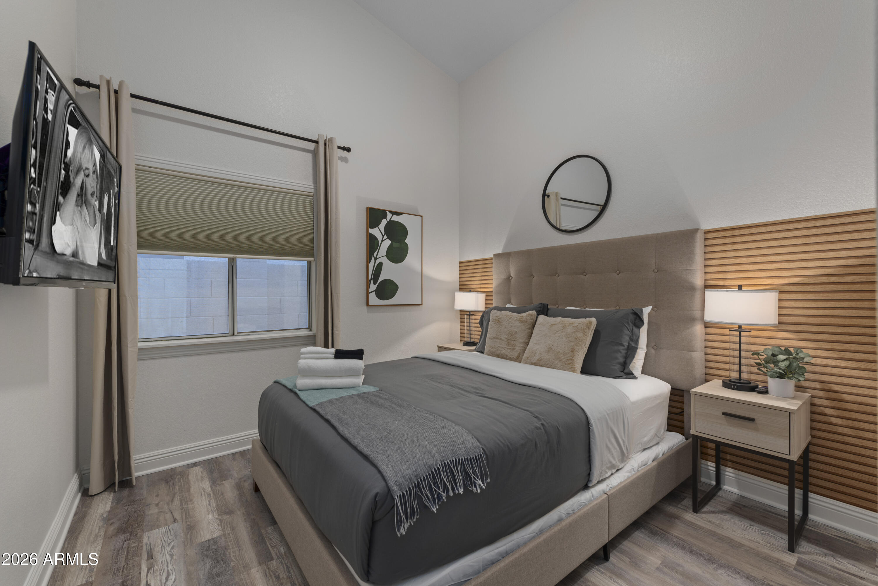 1570 E SAN TAN Street