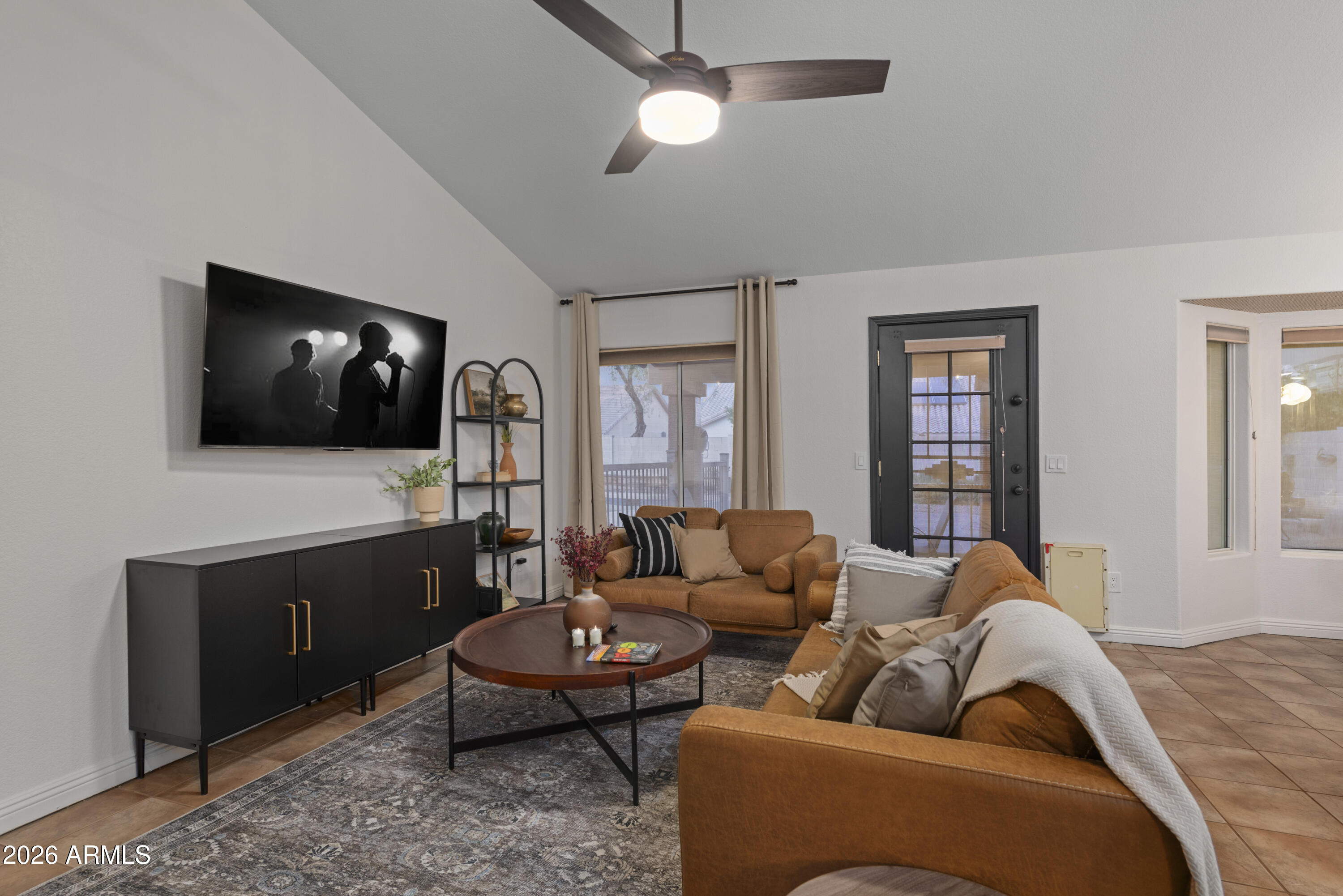 1570 E SAN TAN Street