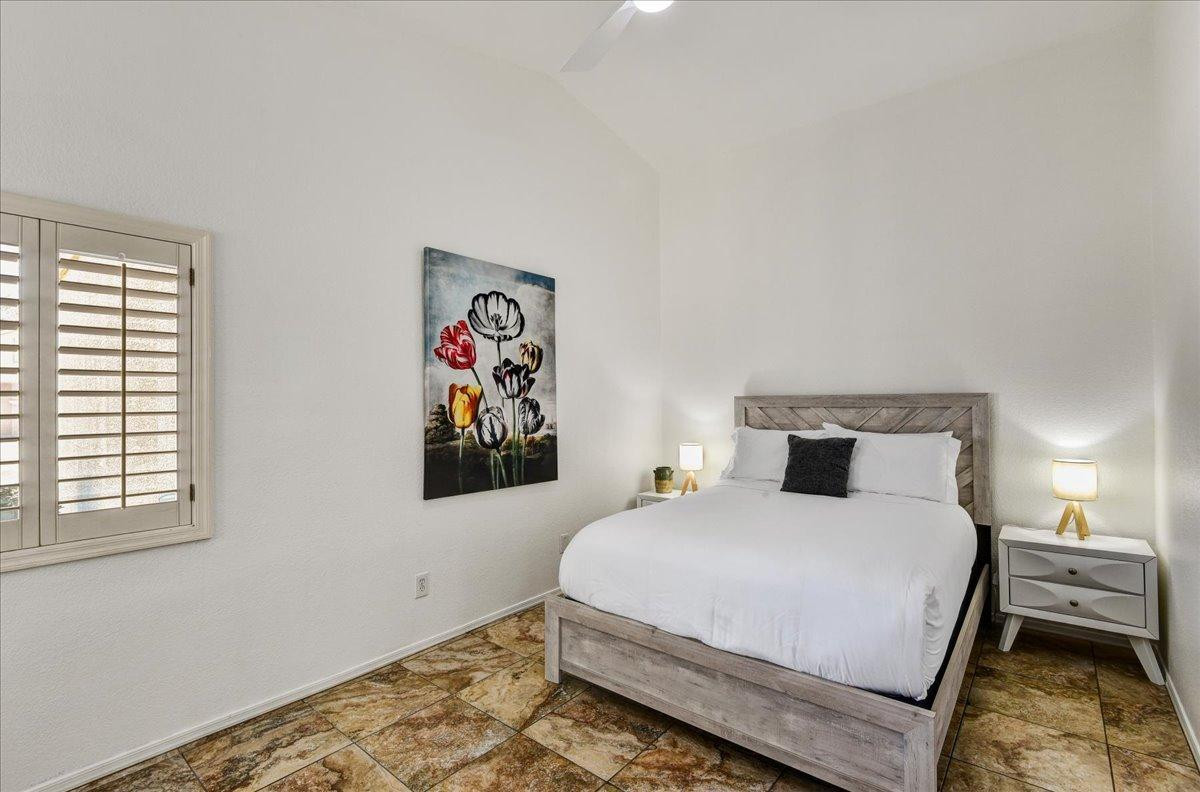 3247 E Maldonado Drive