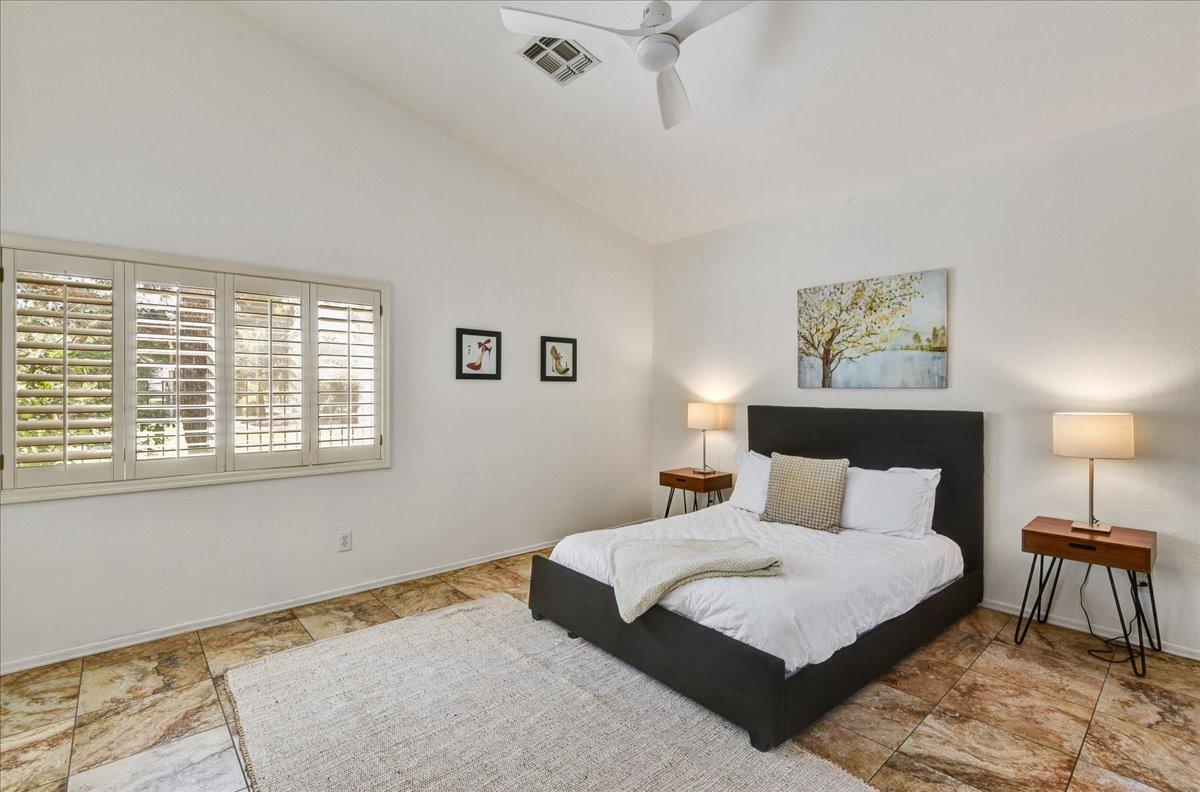 3247 E Maldonado Drive