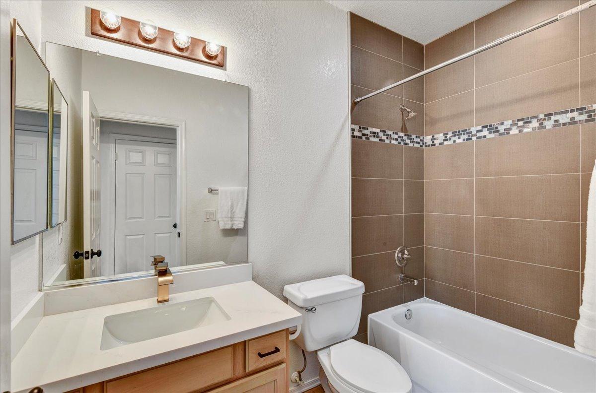 3247 E Maldonado Drive