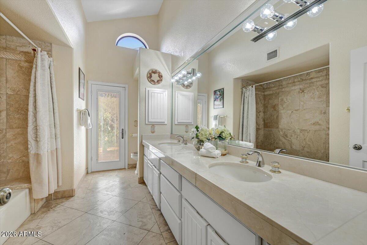 9790 N Invergordon Road