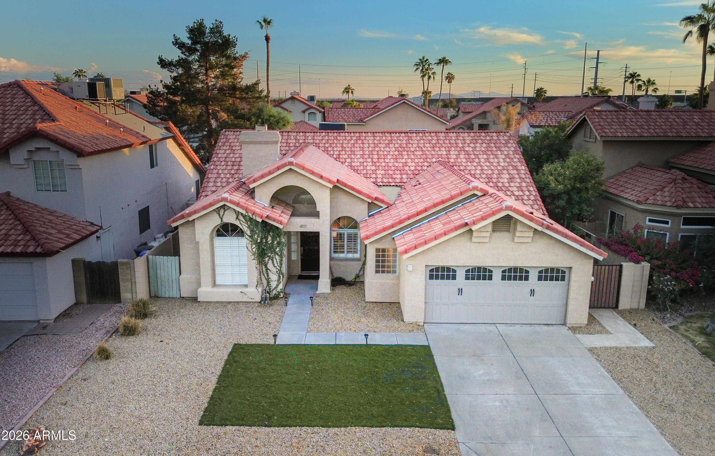 4117 E GLENHAVEN Drive