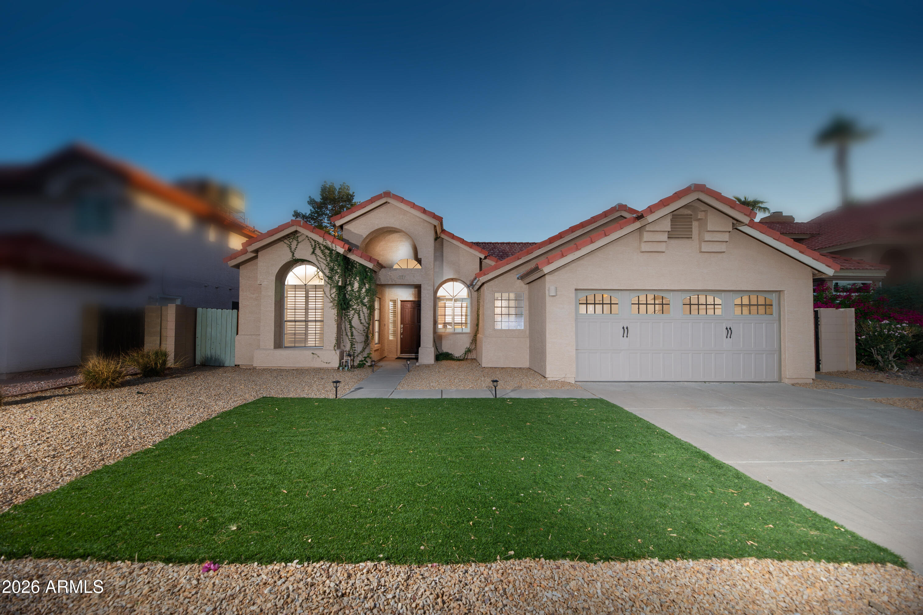 4117 E GLENHAVEN Drive