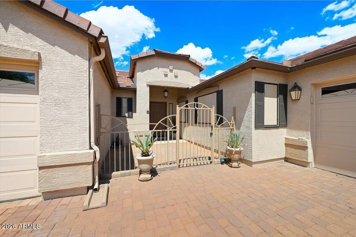 23012 W SOLANO Drive