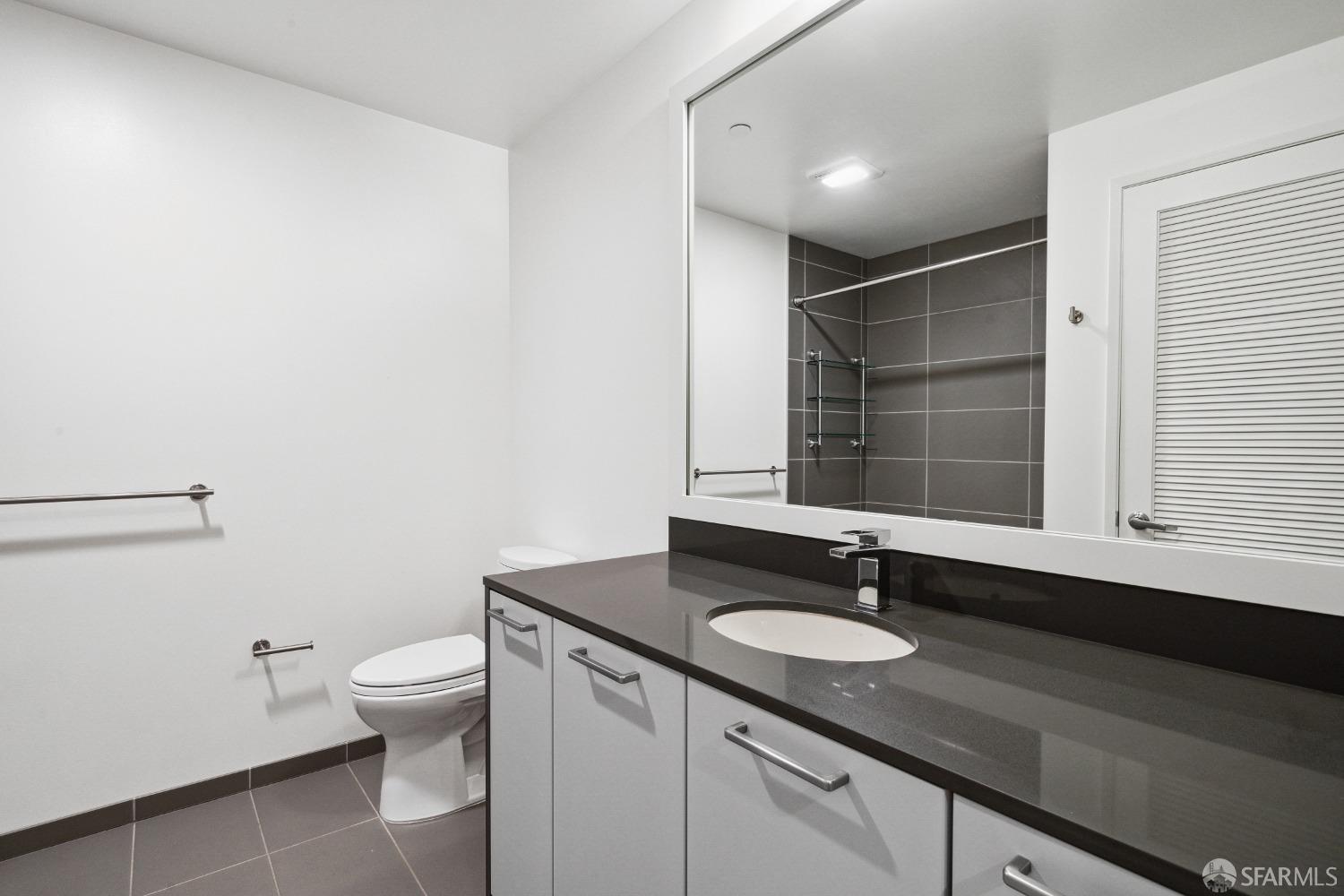1075 Market Street Unit: 510