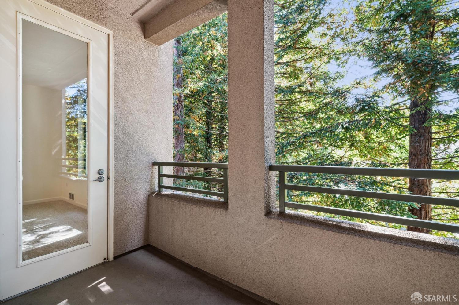 220 Caldecott Lane # 213