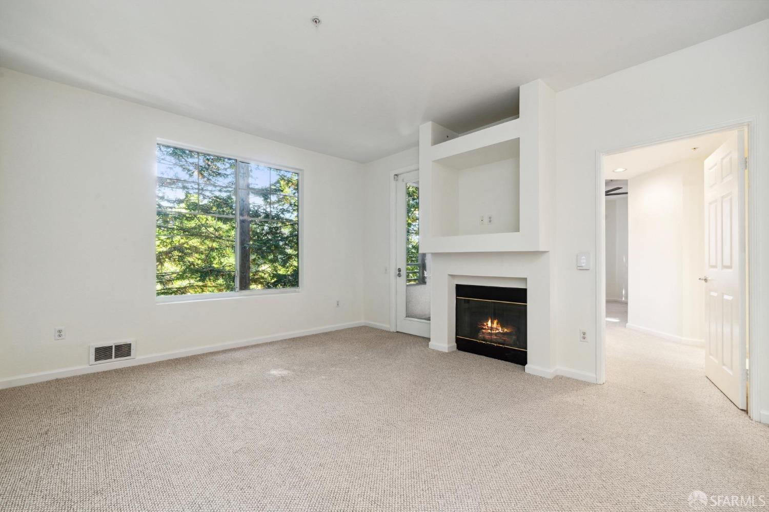 220 Caldecott Lane # 213