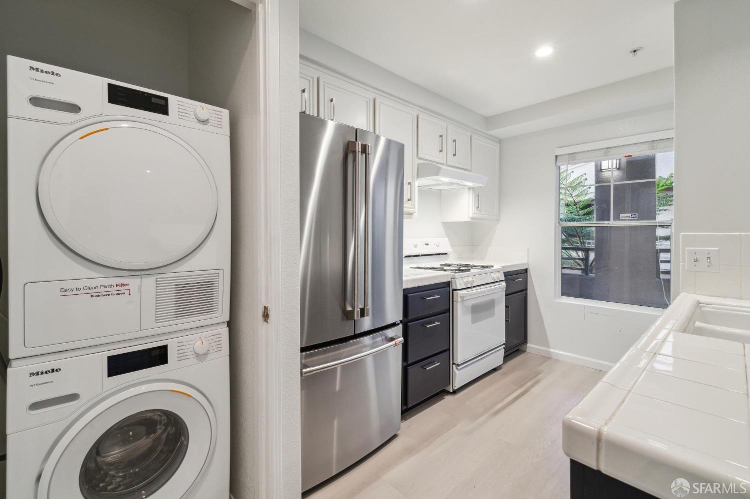 220 Caldecott Lane # 213