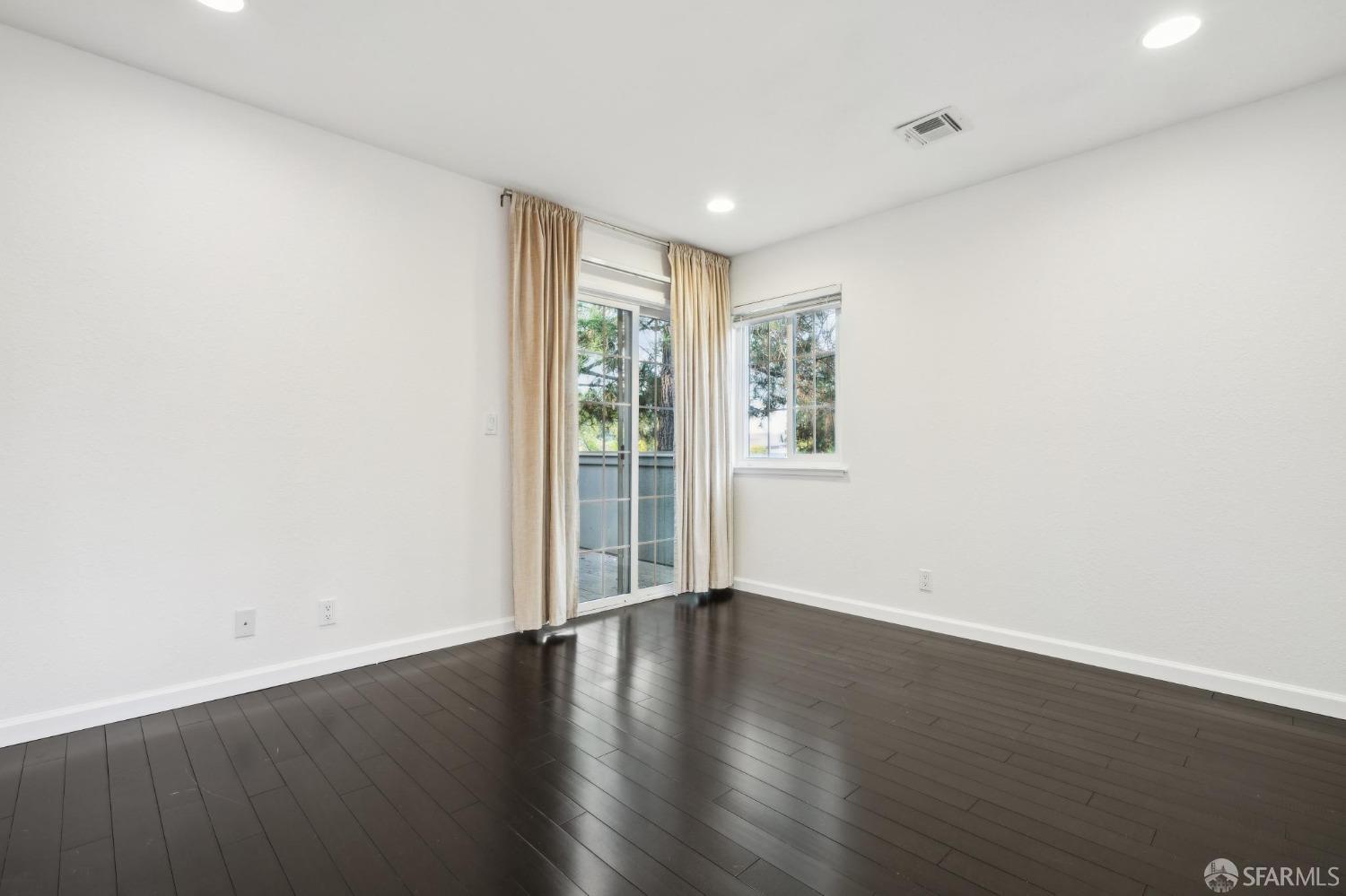 660 Canyon Oaks Drive