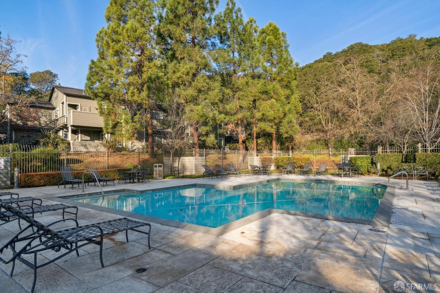 660 Canyon Oaks Drive