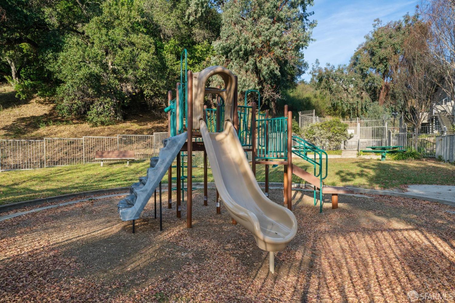 660 Canyon Oaks Drive