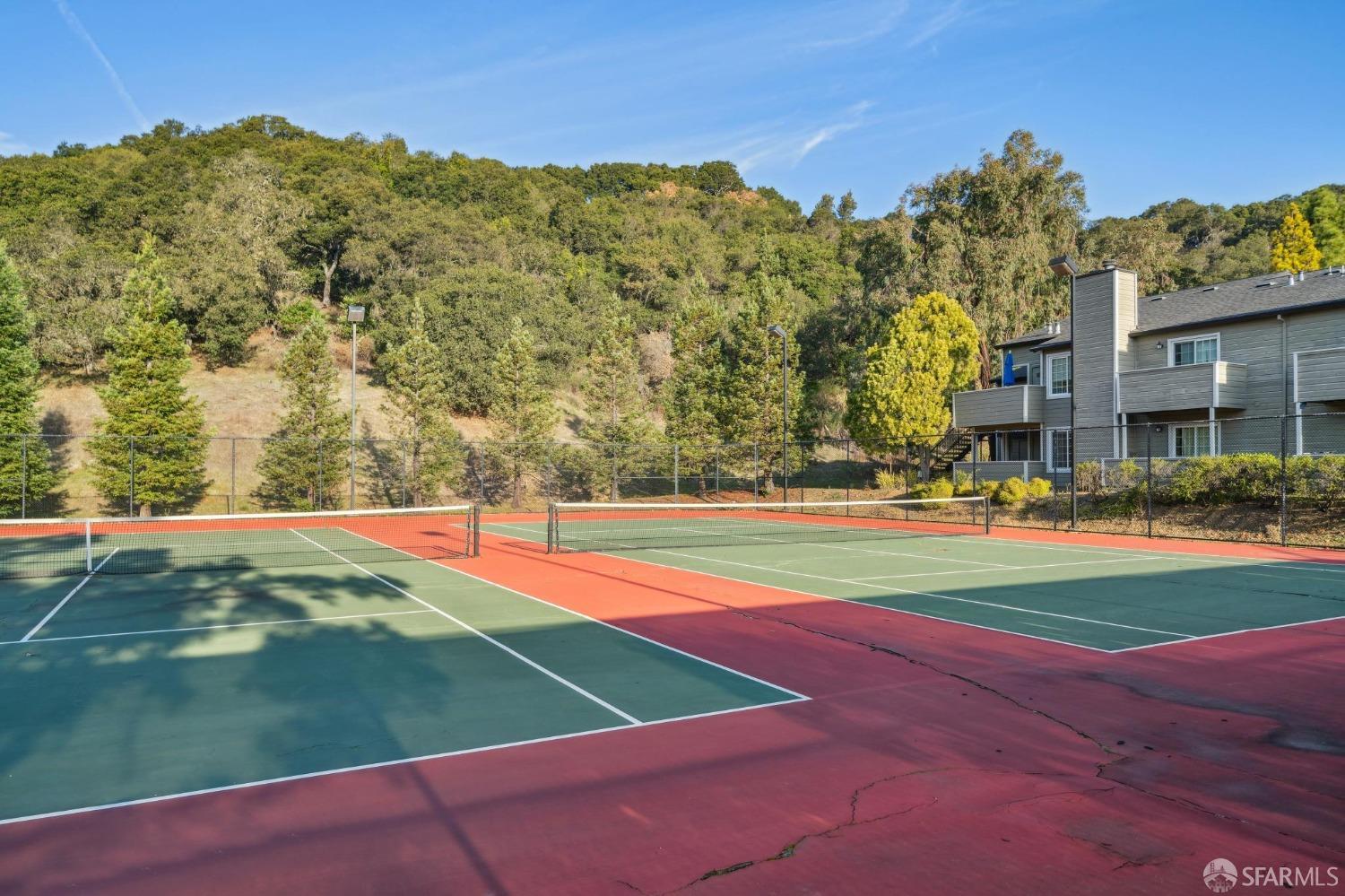 660 Canyon Oaks Drive