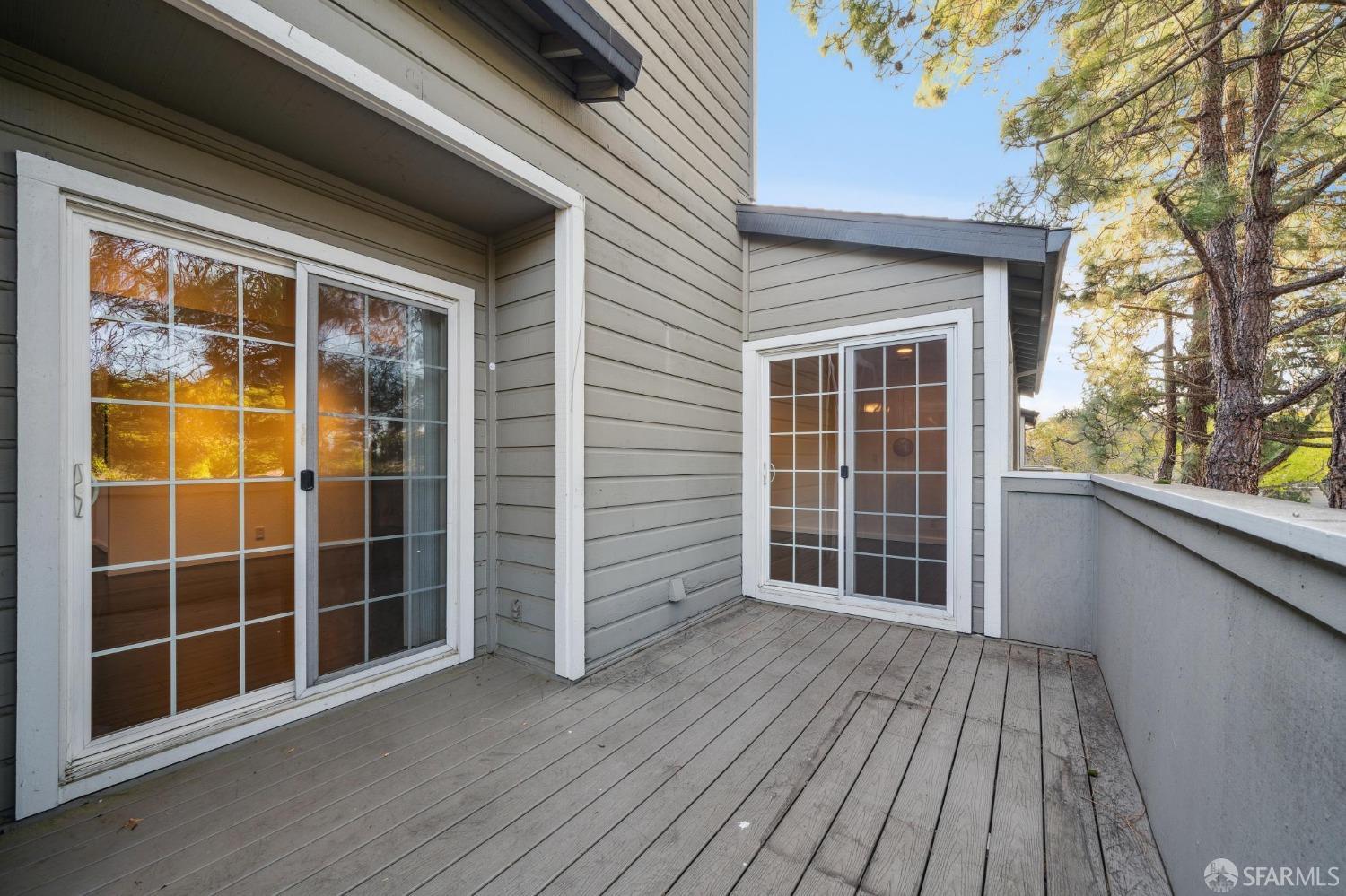 660 Canyon Oaks Drive