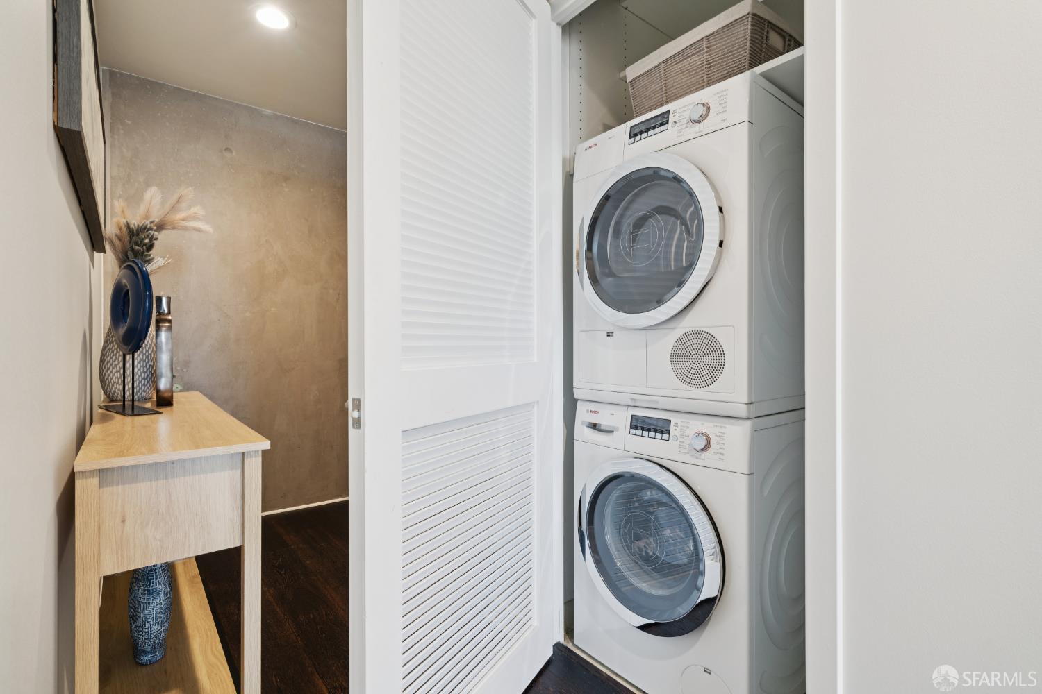 45 Bartlett Street # 609